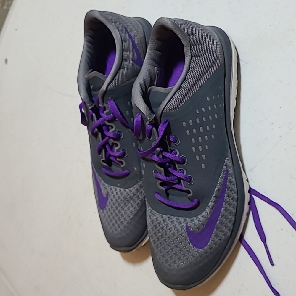 Nike FS Lite Run 2 Sneakers